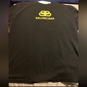 Balenciaga tee size xl